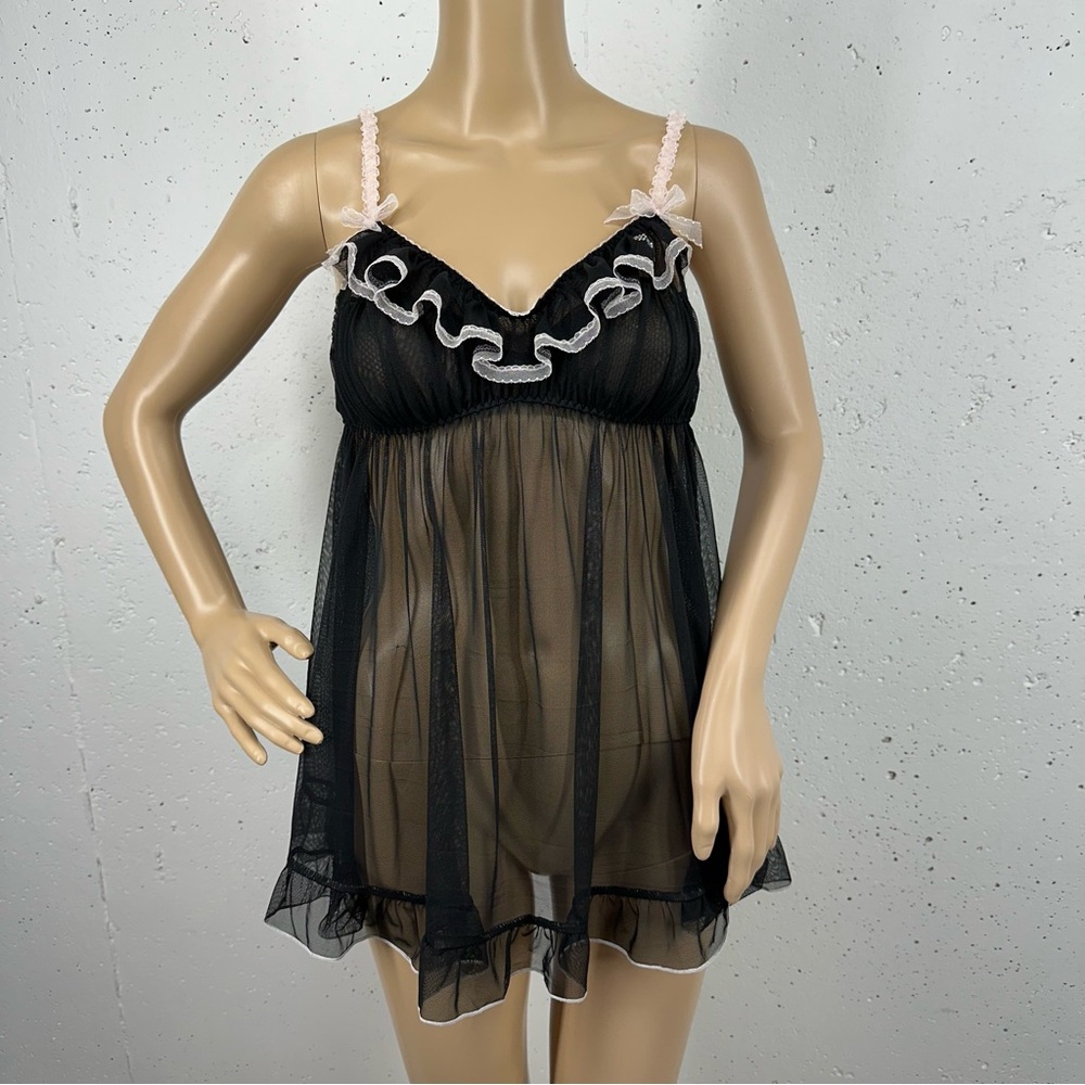 Victoria’s Secret Women’s Size Large Black Mesh Nightie